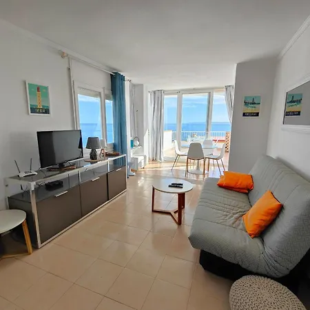 Mediterraneo A. Primera Linea Mar En - Terraza Con Vistas - Es-258-155 * Roses