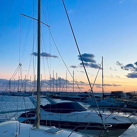 Appartement Mediterraneo A. Primera Linea Mar En - Terraza Con Vistas - Es-258-155 Roses