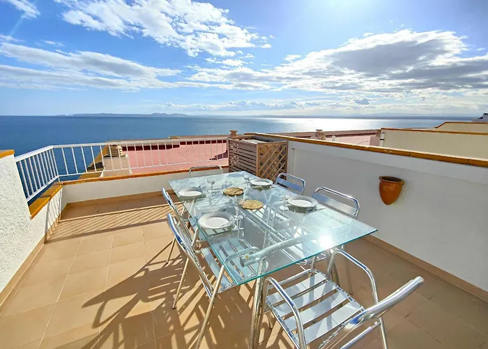 Mediterraneo A Vacaciones Sobre Rocas, 1ª Línea De Mar, Zona Privilegiada, Vista Al Mar. - Es-258-155 Roses