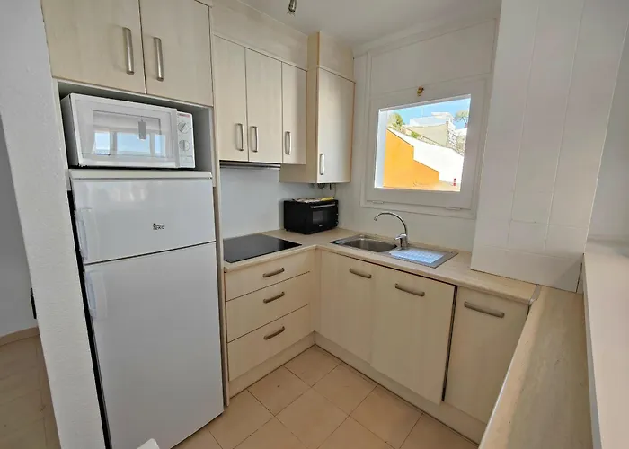 Apartamento Mediterraneo A Vacaciones Sobre Rocas, 1ª Línea De Mar, Zona Privilegiada, Vista Al Mar. - Es-258-155