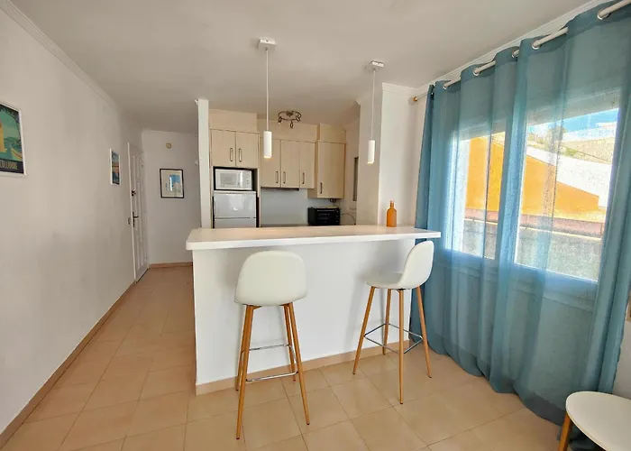 Apartamento Mediterraneo A Vacaciones Sobre Rocas, 1ª Línea De Mar, Zona Privilegiada, Vista Al Mar. - Es-258-155