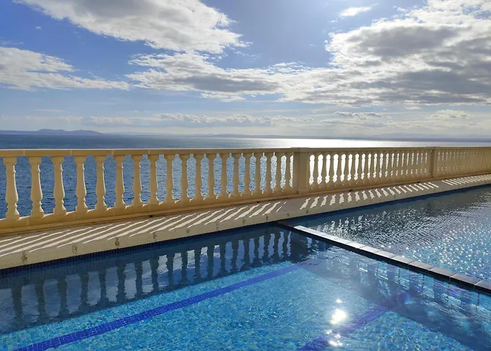 Mediterraneo A Vacaciones Sobre Rocas, 1ª Línea De Mar, Zona Privilegiada, Vista Al Mar. - Es-258-155 Apartamento