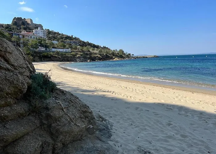 Mediterraneo A Vacaciones Sobre Rocas, 1ª Línea De Mar, Zona Privilegiada, Vista Al Mar. - Es-258-155 * Roses
